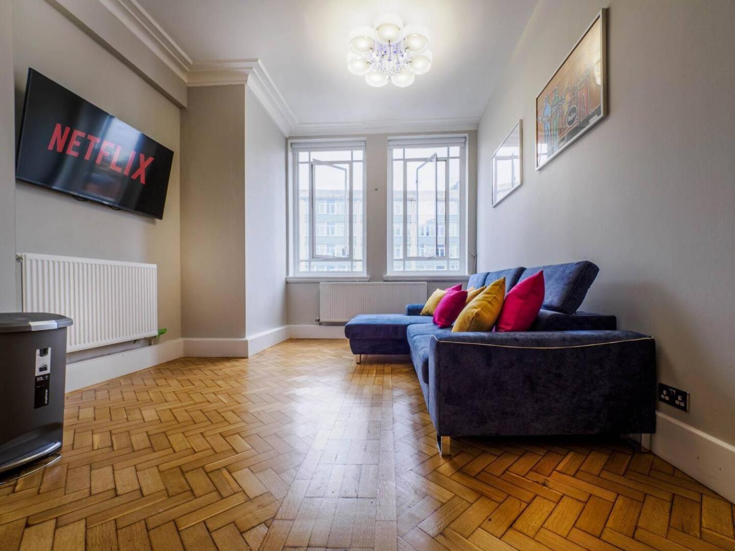 Apartment Historic Bank Building 2 Bedrooms Sleeps 6